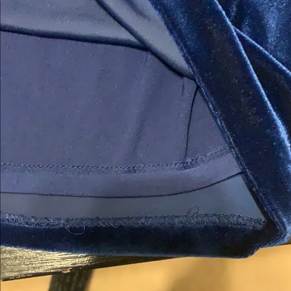 Velvet Top - Picture 3 of 3